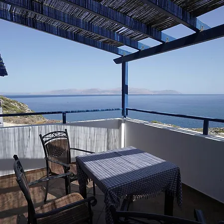 Akrotiri Aparthotel Platia Ammos