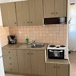Akrotiri Platia Ammos
