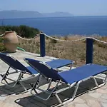 Akrotiri Aparthotel Platia Ammos