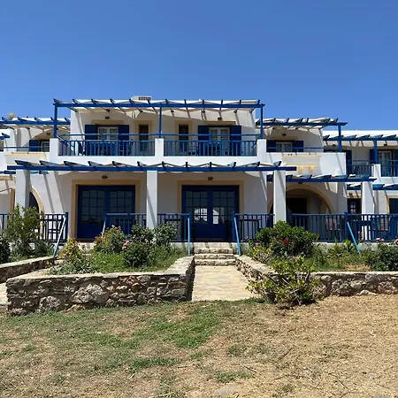 Aparthotel Akrotiri 2*
