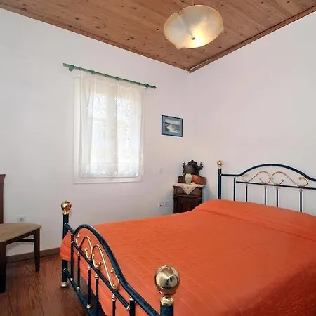 Aparthotel Akrotiri
